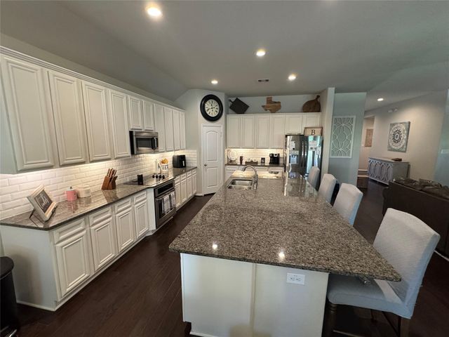 4507 Axis Trail, Conroe, TX 77303