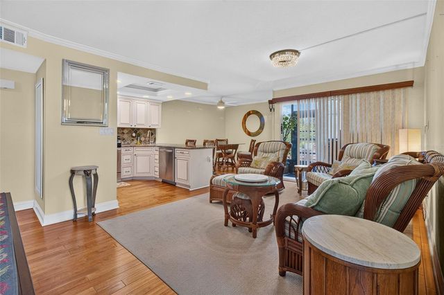 1001 S BAYSHORE BOULEVARD 101, Safety Harbor, FL 34695