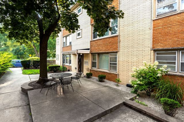 3517 S Harlem Avenue C2, Berwyn, IL 60402