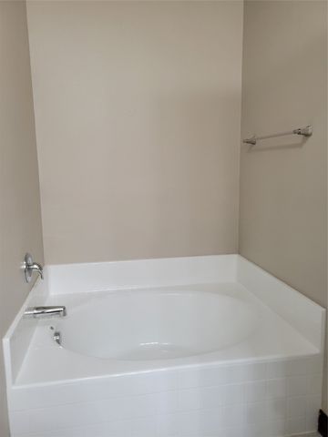 1633 Kawati Way, Krum, TX 76249