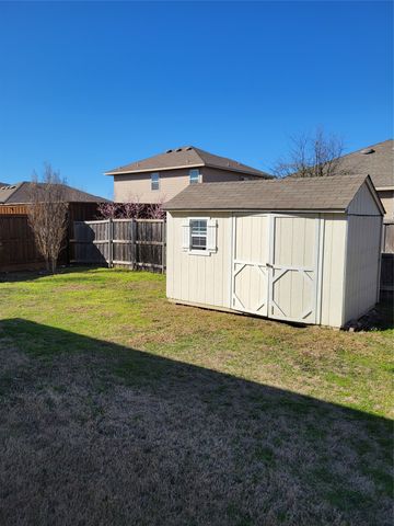 1633 Kawati Way, Krum, TX 76249