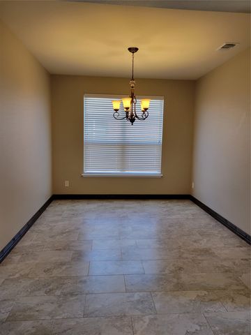 1633 Kawati Way, Krum, TX 76249
