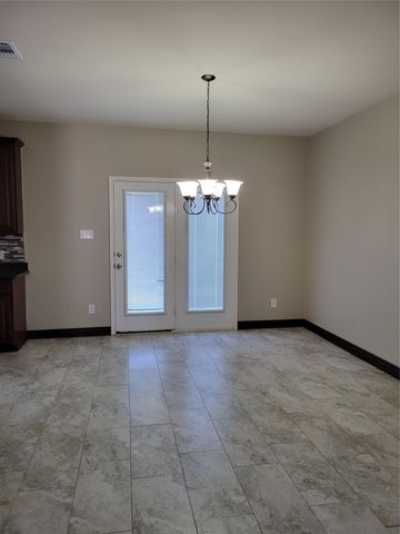 1633 Kawati Way, Krum, TX 76249