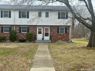 11 Athol Street 11, Killingly, CT 06239