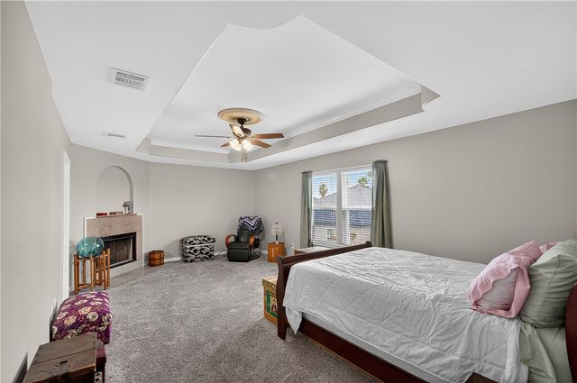 13822 Laffite Dr, Corpus Christi, TX 78418