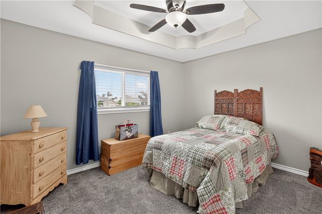 13822 Laffite Dr, Corpus Christi, TX 78418