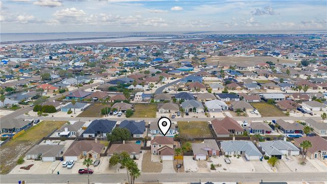 13822 Laffite Dr, Corpus Christi, TX 78418
