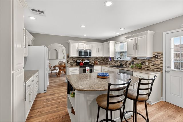 13822 Laffite Dr, Corpus Christi, TX 78418