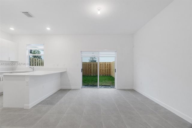 16281 SW 292nd St, Homestead, FL 33033