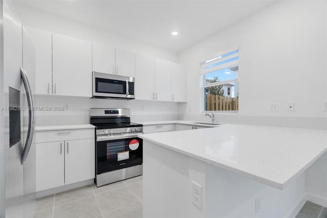 16281 SW 292nd St, Homestead, FL 33033