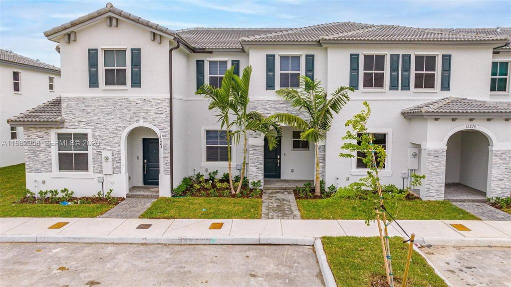 16281 SW 292nd St, Homestead, FL 33033