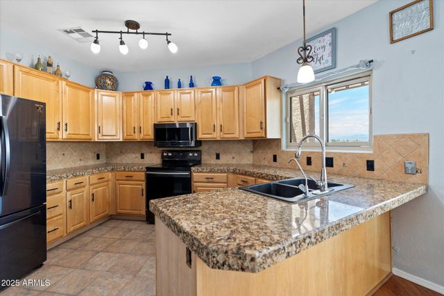 16753 E WESTBY Drive 203, Fountain Hills, AZ 85268