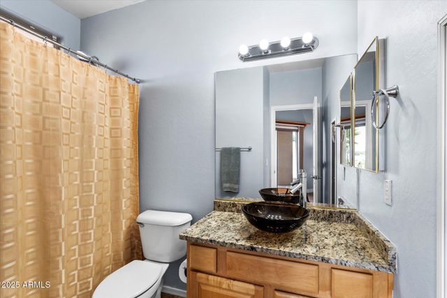 16753 E WESTBY Drive 203, Fountain Hills, AZ 85268