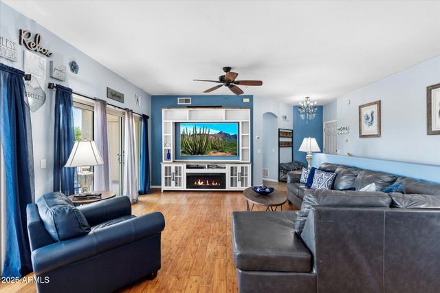 16753 E WESTBY Drive 203, Fountain Hills, AZ 85268