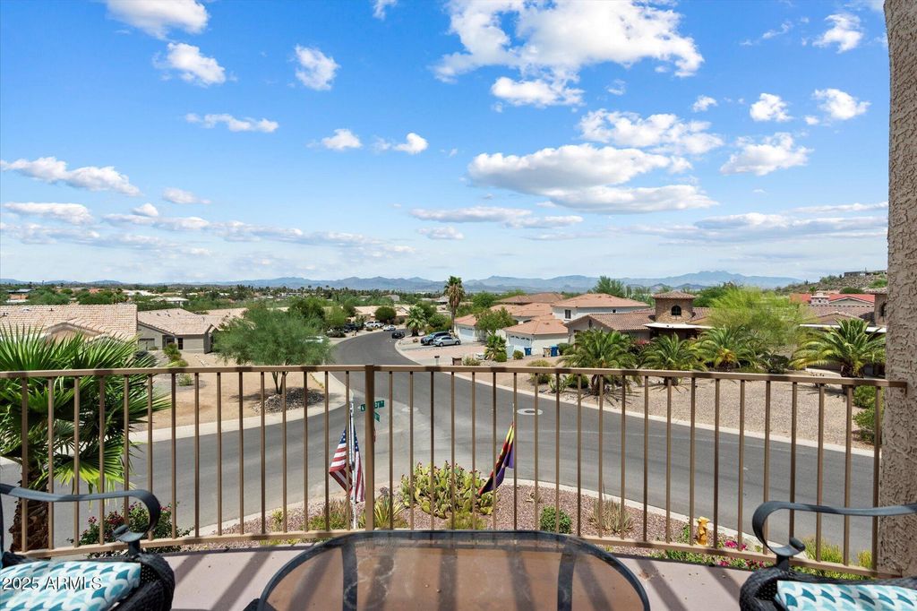 16753 E WESTBY Drive 203, Fountain Hills, AZ 85268