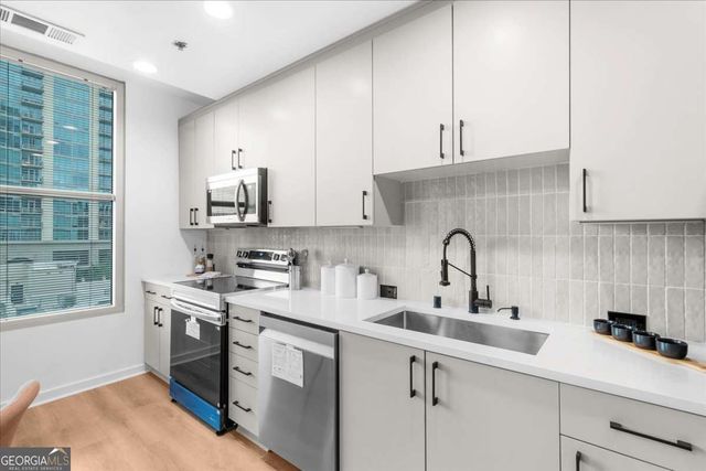 250 Pharr Road NE 704, Atlanta, GA 30305