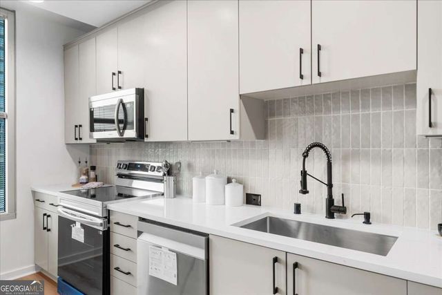 250 Pharr Road NE 704, Atlanta, GA 30305