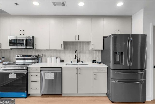 250 Pharr Road NE 704, Atlanta, GA 30305