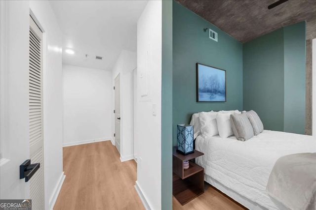 250 Pharr Road NE 704, Atlanta, GA 30305