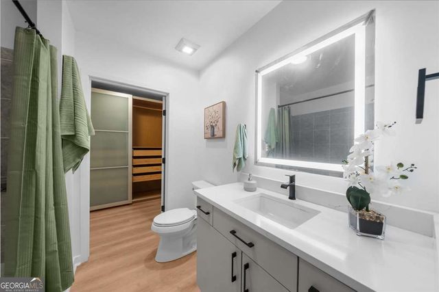 250 Pharr Road NE 704, Atlanta, GA 30305