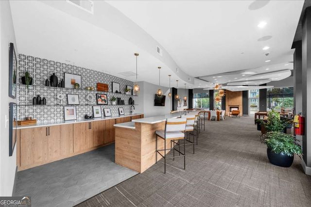 250 Pharr Road NE 704, Atlanta, GA 30305