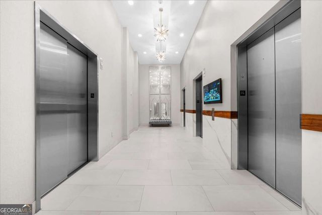 250 Pharr Road NE 704, Atlanta, GA 30305