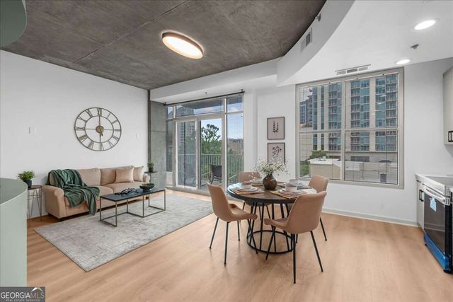 250 Pharr Road NE 704, Atlanta, GA 30305