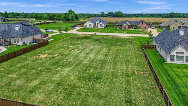 109 Chisolm Trail, Pottsboro, TX 75076