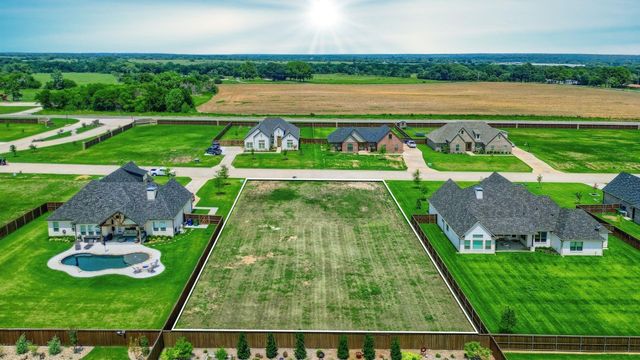 109 Chisolm Trail, Pottsboro, TX 75076