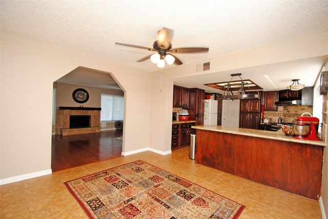 4219 Tasselwood Lane, Houston, TX 77014