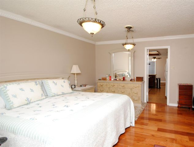 4219 Tasselwood Lane, Houston, TX 77014