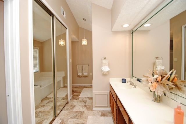 4219 Tasselwood Lane, Houston, TX 77014