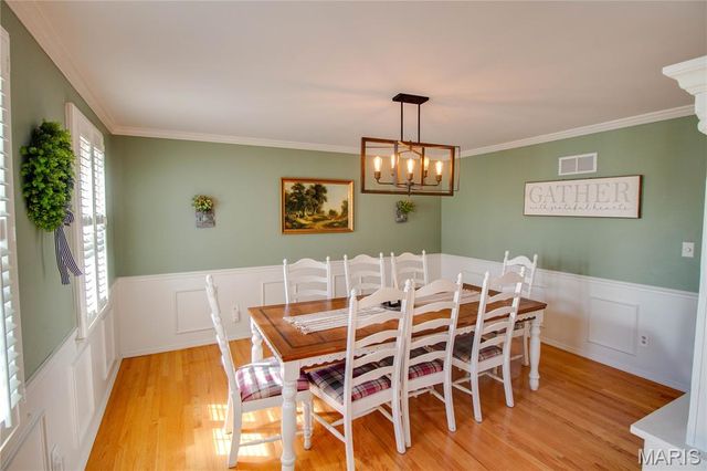 2110 Northwood Drive, Godfrey, IL 62035