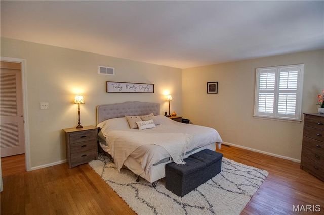 2110 Northwood Drive, Godfrey, IL 62035