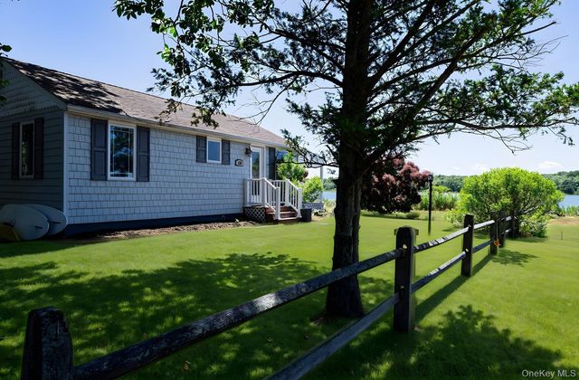 136 Bayview Avenue, Southold, NY 11971