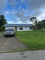 4026 SW Kallen Street, Port St Lucie, FL 34953