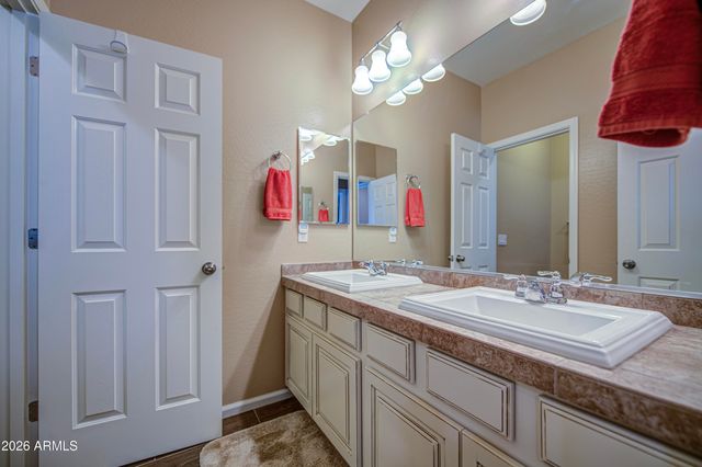 1735 W LACEWOOD Place, Phoenix, AZ 85045