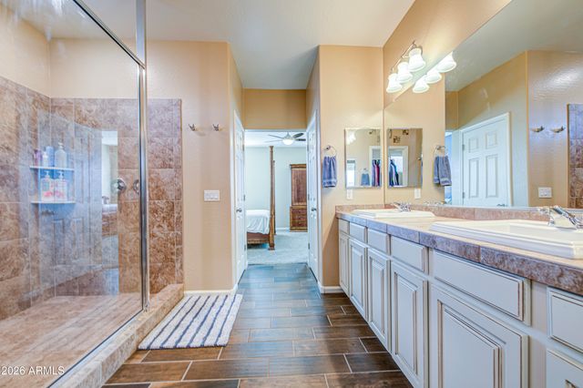 1735 W LACEWOOD Place, Phoenix, AZ 85045