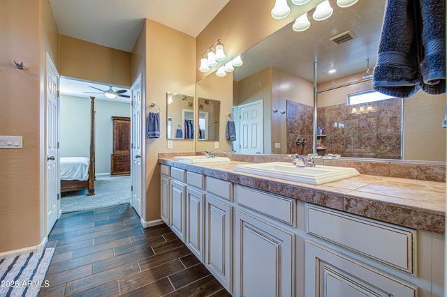 1735 W LACEWOOD Place, Phoenix, AZ 85045