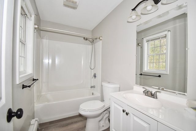 183 Jewett St, Springfield, MA 01129