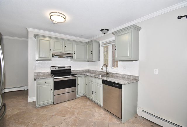183 Jewett St, Springfield, MA 01129