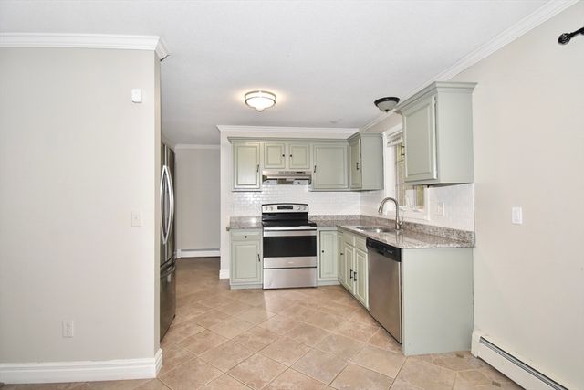183 Jewett St, Springfield, MA 01129