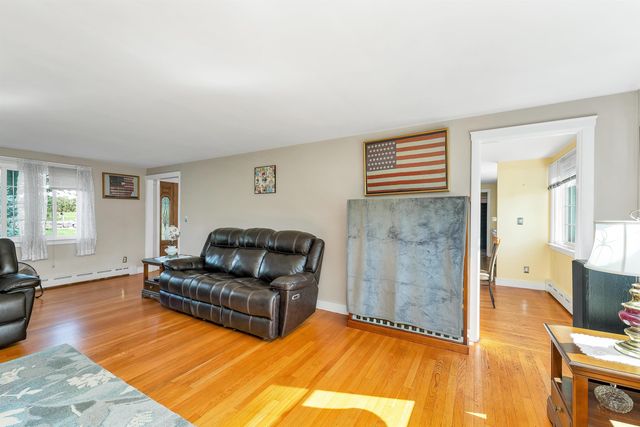 176 White Oaks Road, Laconia, NH 03246