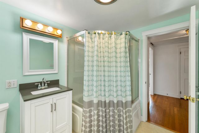 176 White Oaks Road, Laconia, NH 03246