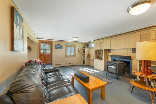 176 White Oaks Road, Laconia, NH 03246