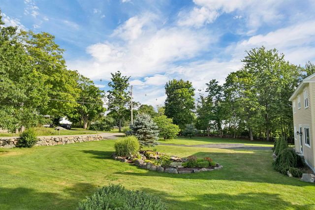 176 White Oaks Road, Laconia, NH 03246