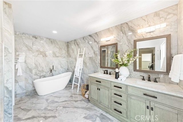 39 Cape Cod, Irvine, CA 92620