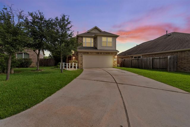 2213 Ivy Wall Drive, Conroe, TX 77301