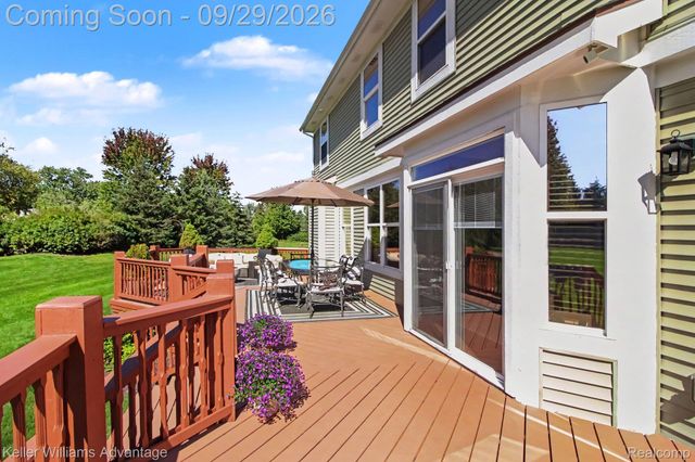 26393 Creekside Drive, Lyon Charter Township, MI 48165