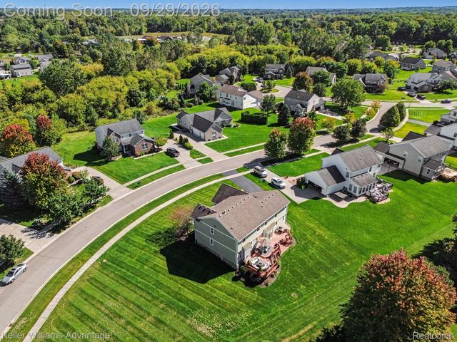 26393 Creekside Drive, Lyon Charter Township, MI 48165